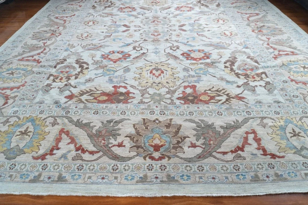 12'10"x14'7" Sultanabad, Classic