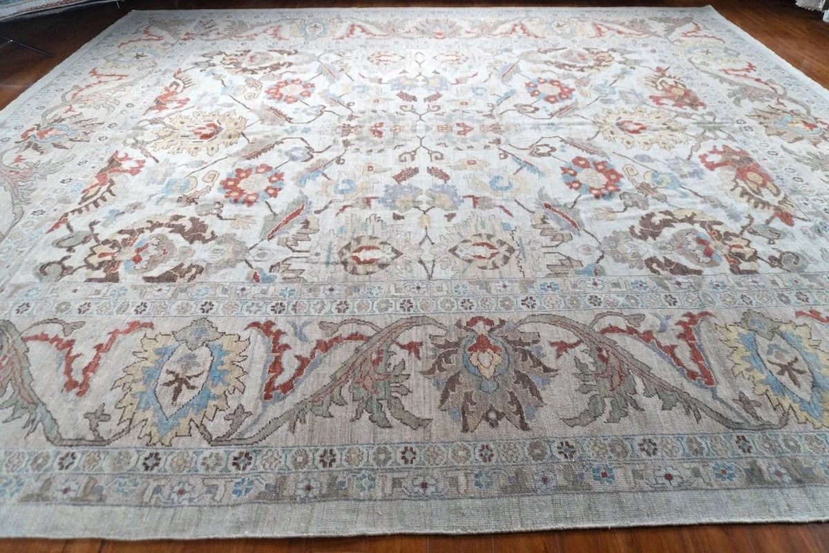 12'10"x14'7" Sultanabad, Classic