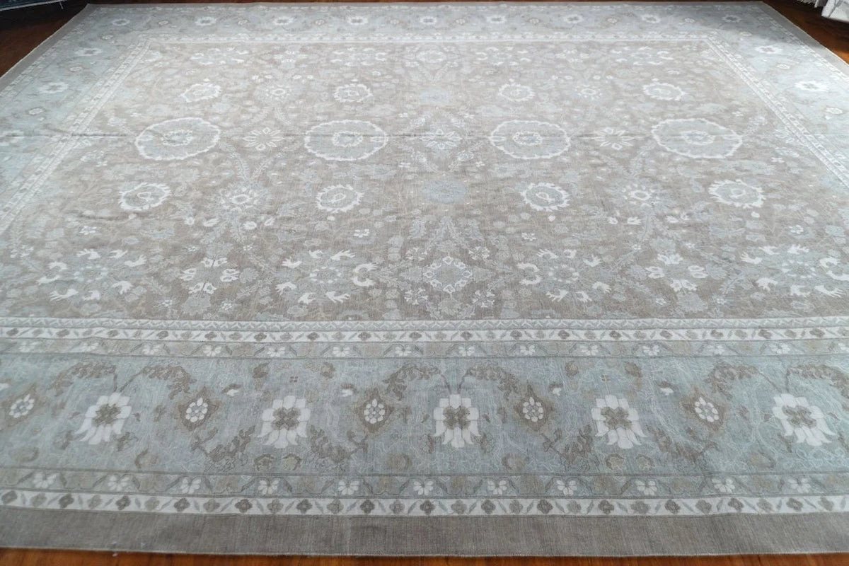 12'2"x15'3" Sultanabad, Classic