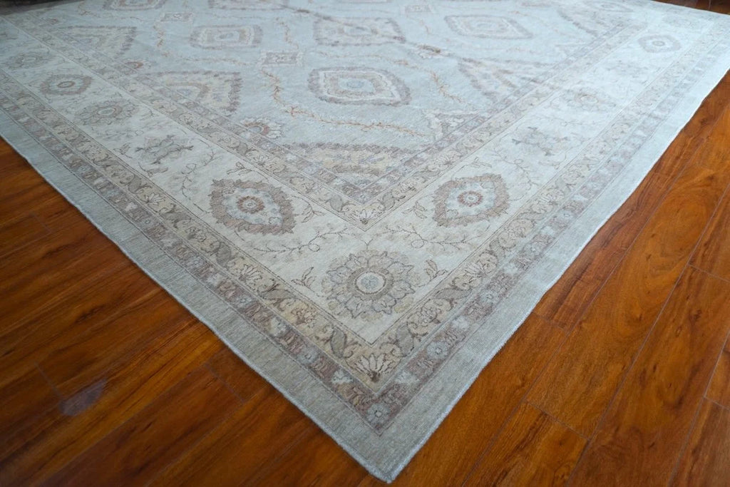 11'10"x14'4" Sultanabad, Classic