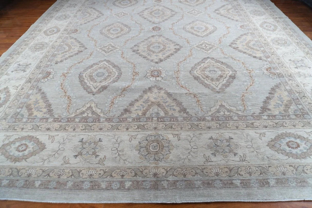 11'10"x14'4" Sultanabad, Classic