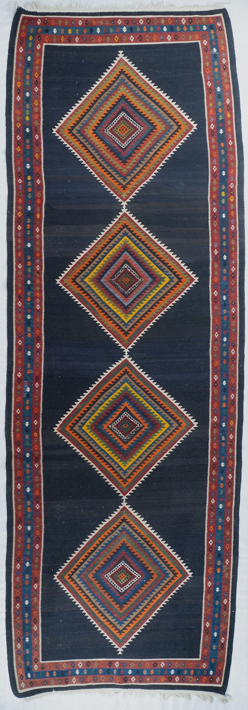 Runner Kilim Traditional Rug