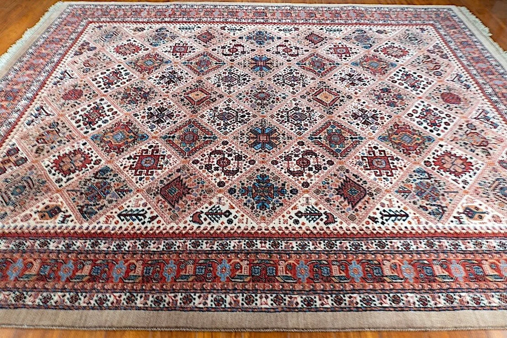 7'10"x10'3" Qashqaii, Tribal