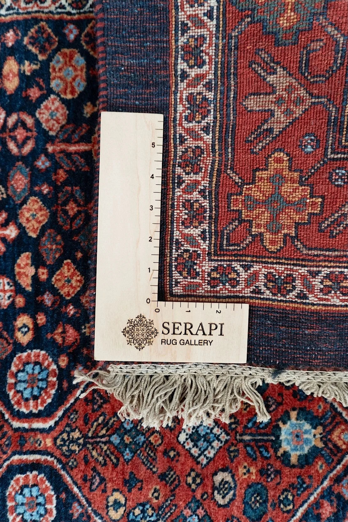 4'x5'1" Qashqaii, Tribal