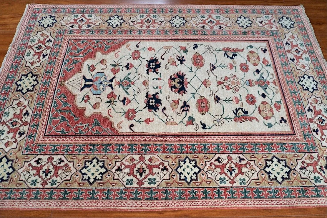 4'x5'10" Yastik, Tribal