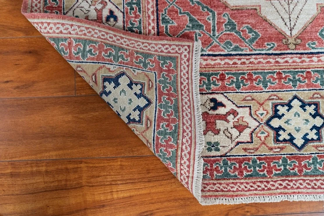 4'x5'10" Yastik, Tribal