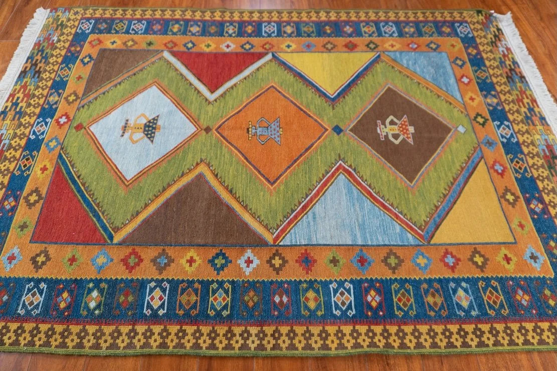 4'10"x6'8" Qashqaii, Tribal