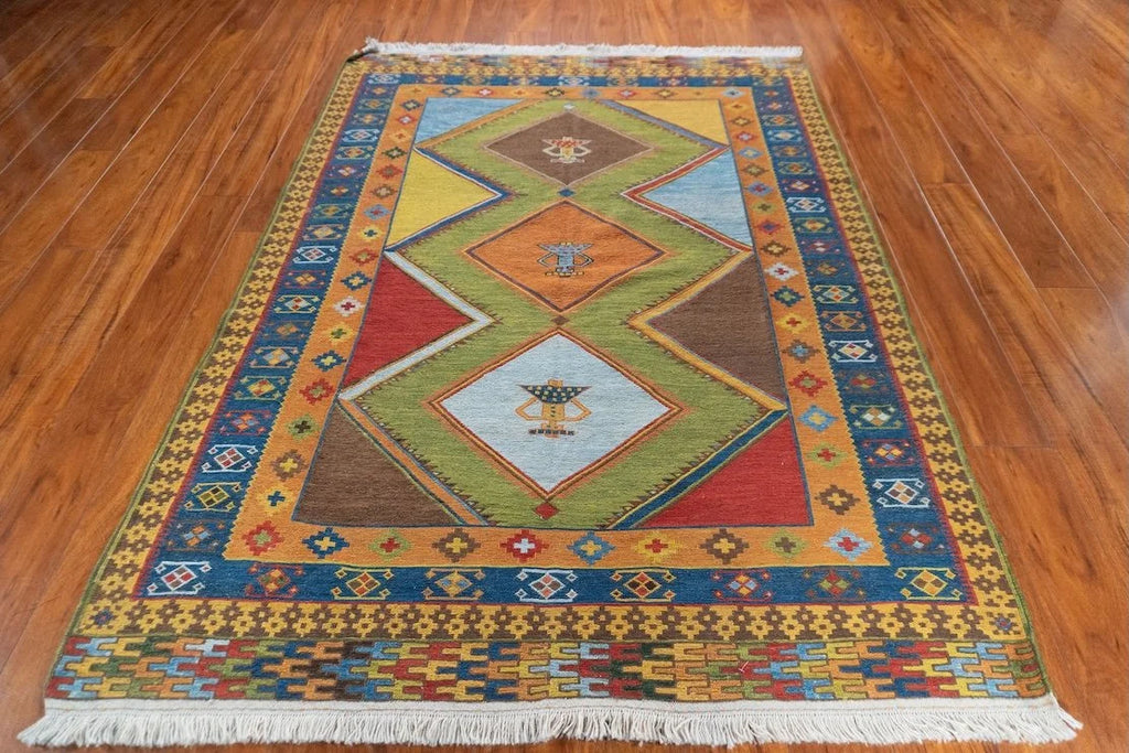 4'10"x6'8" Qashqaii, Tribal