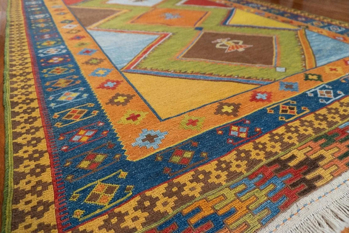 4'10"x6'8" Qashqaii, Tribal
