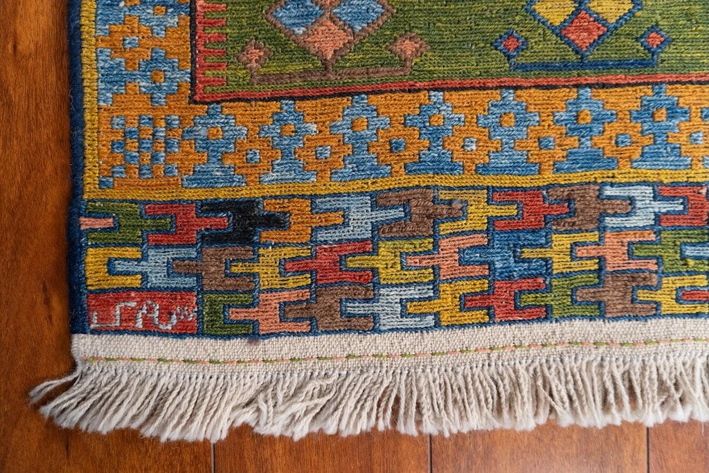 4'9"x6'10" Qashqaii, Tribal