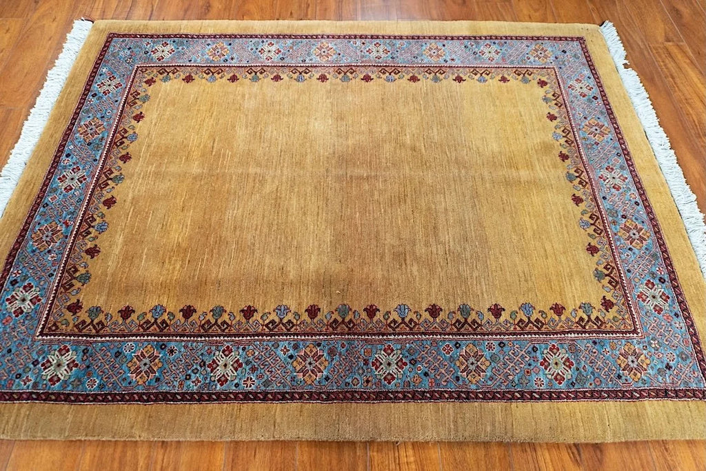 4'4"x5'10" Qashqaii, Tribal