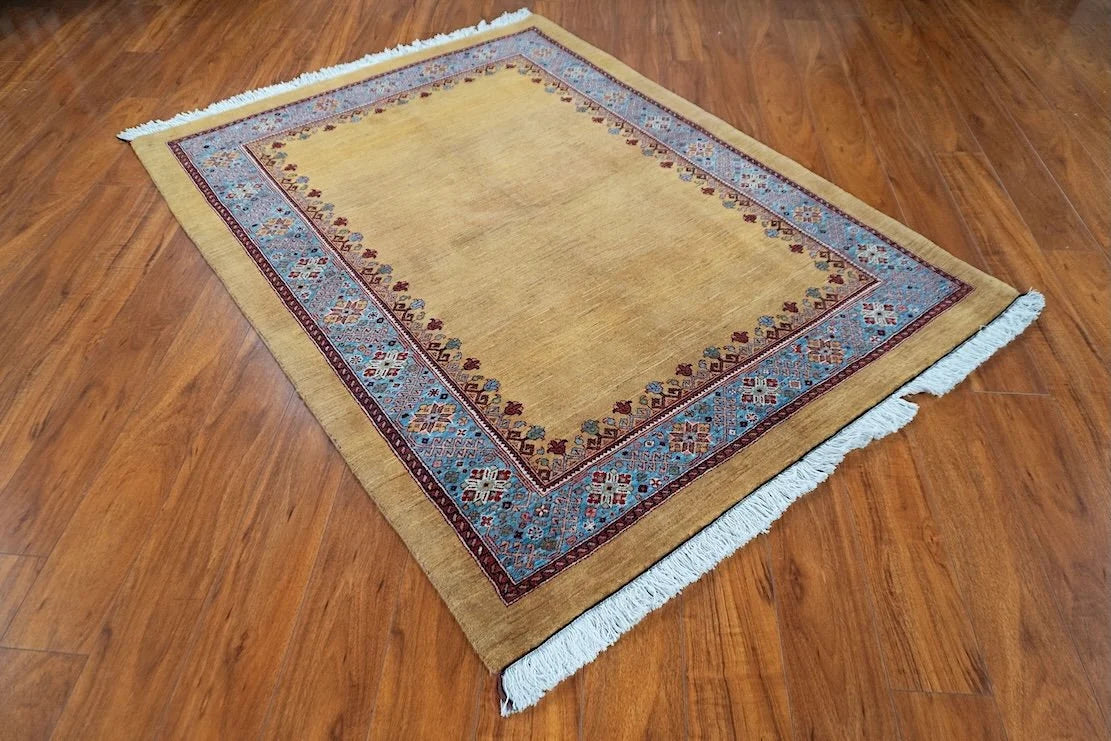 4'4"x5'10" Qashqaii, Tribal