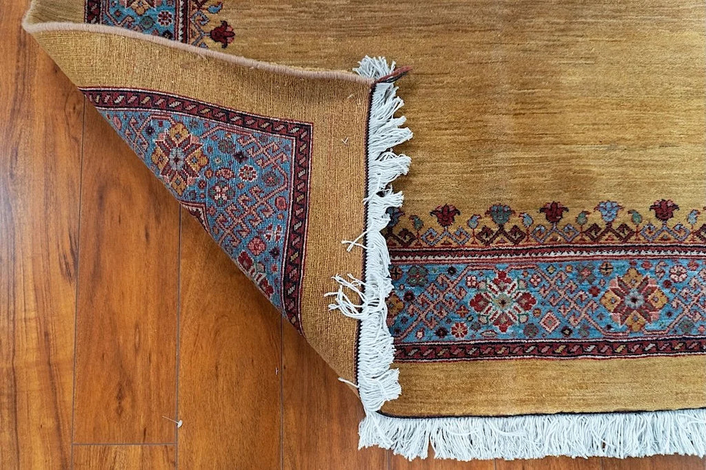 4'4"x5'10" Qashqaii, Tribal