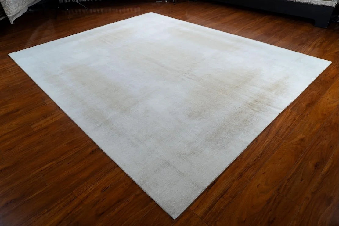 8'x10' Tomis, Modern