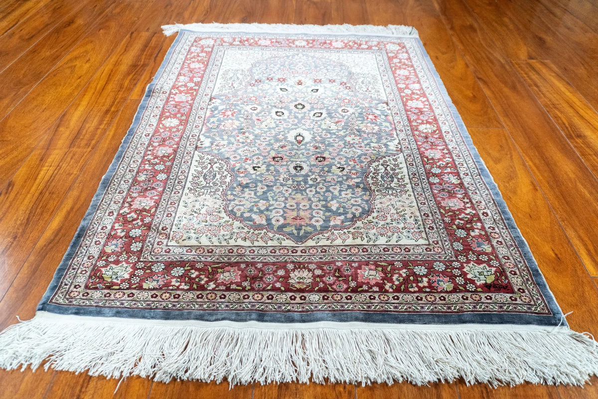 2'10"x3'8" Hereke