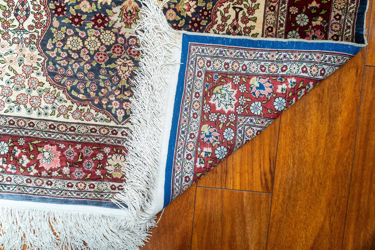 2'10"x3'8" Hereke