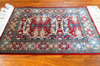 1'10 X 2' 9" Hereke, Classic