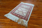 1' 6 X 2' 1"" Hereke, Antique