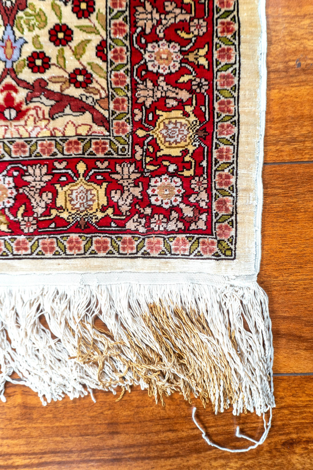1' 6 X 2' 1"" Hereke, Antique
