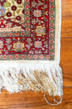 1' 6 X 2' 1"" Hereke, Antique
