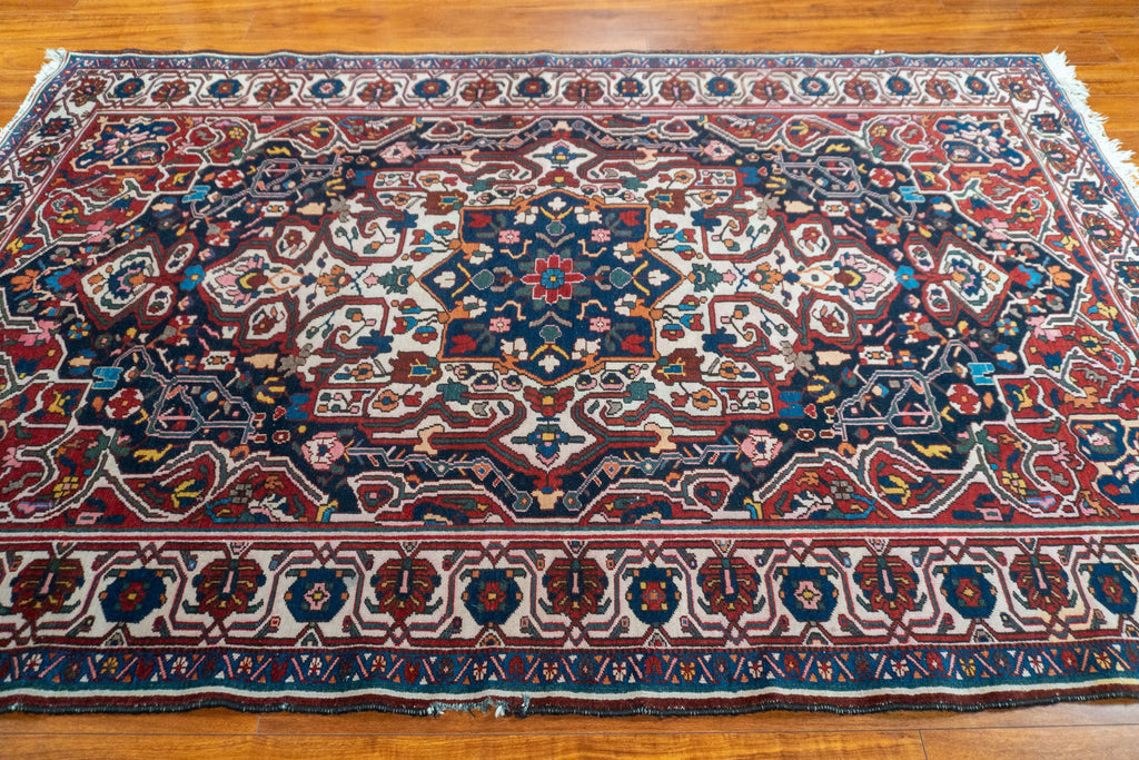 5'3"x8'3" Bakhtiari, Antique