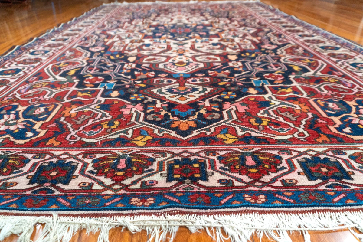 5'3"x8'3" Bakhtiari, Antique