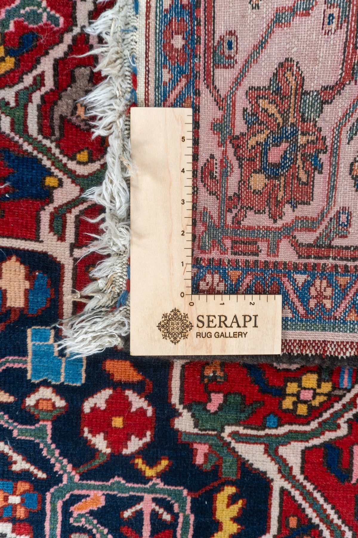 5'3"x8'3" Bakhtiari, Antique