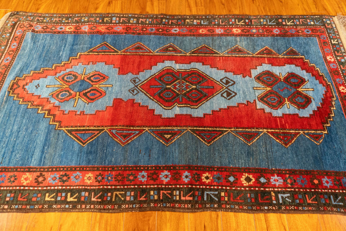 4'3"x8' Kurd, Antique
