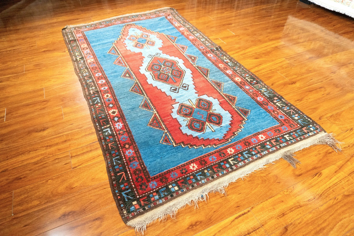 4'3"x8' Kurd, Antique