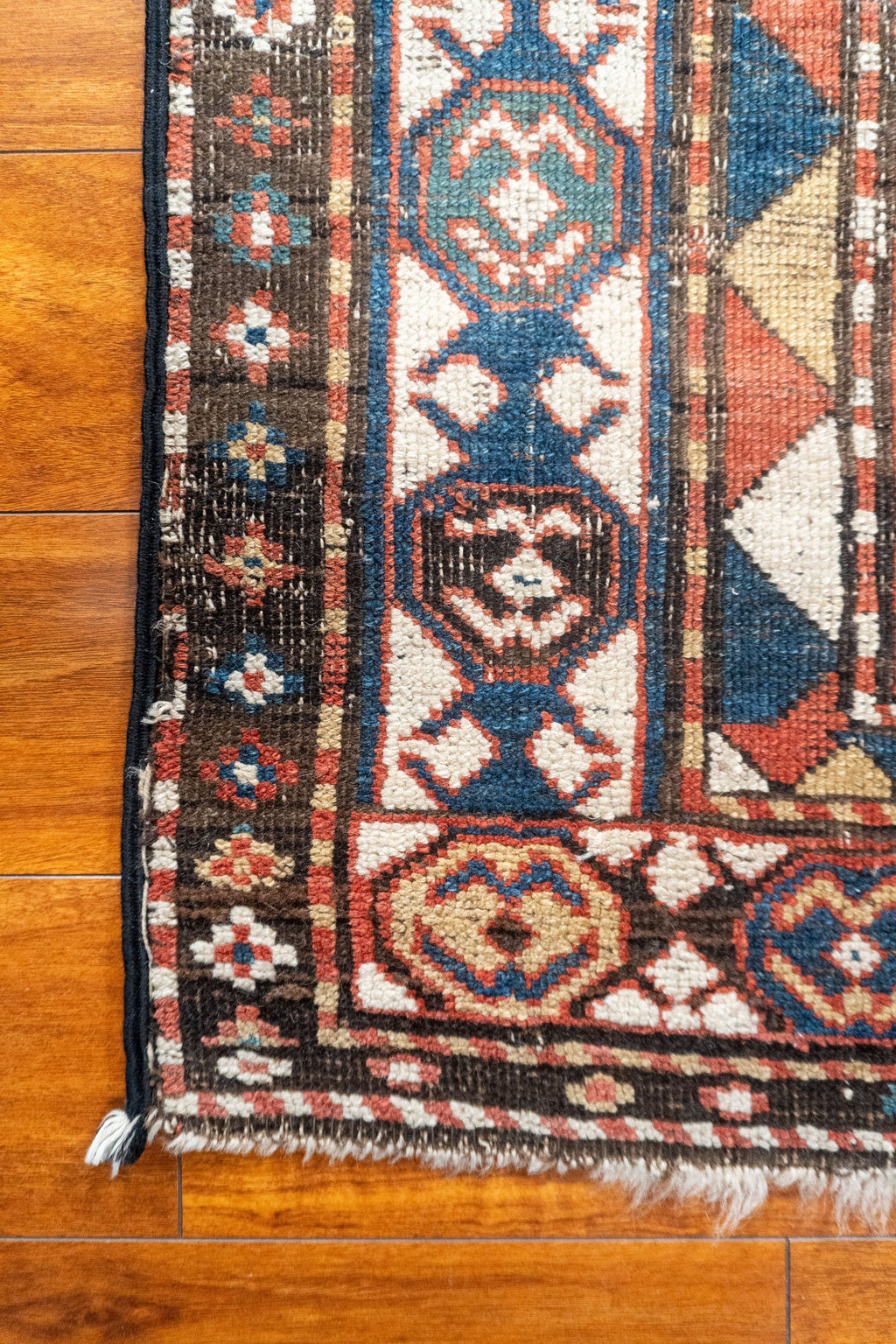 5'2"x8'2" Sewan Kazak, Antique