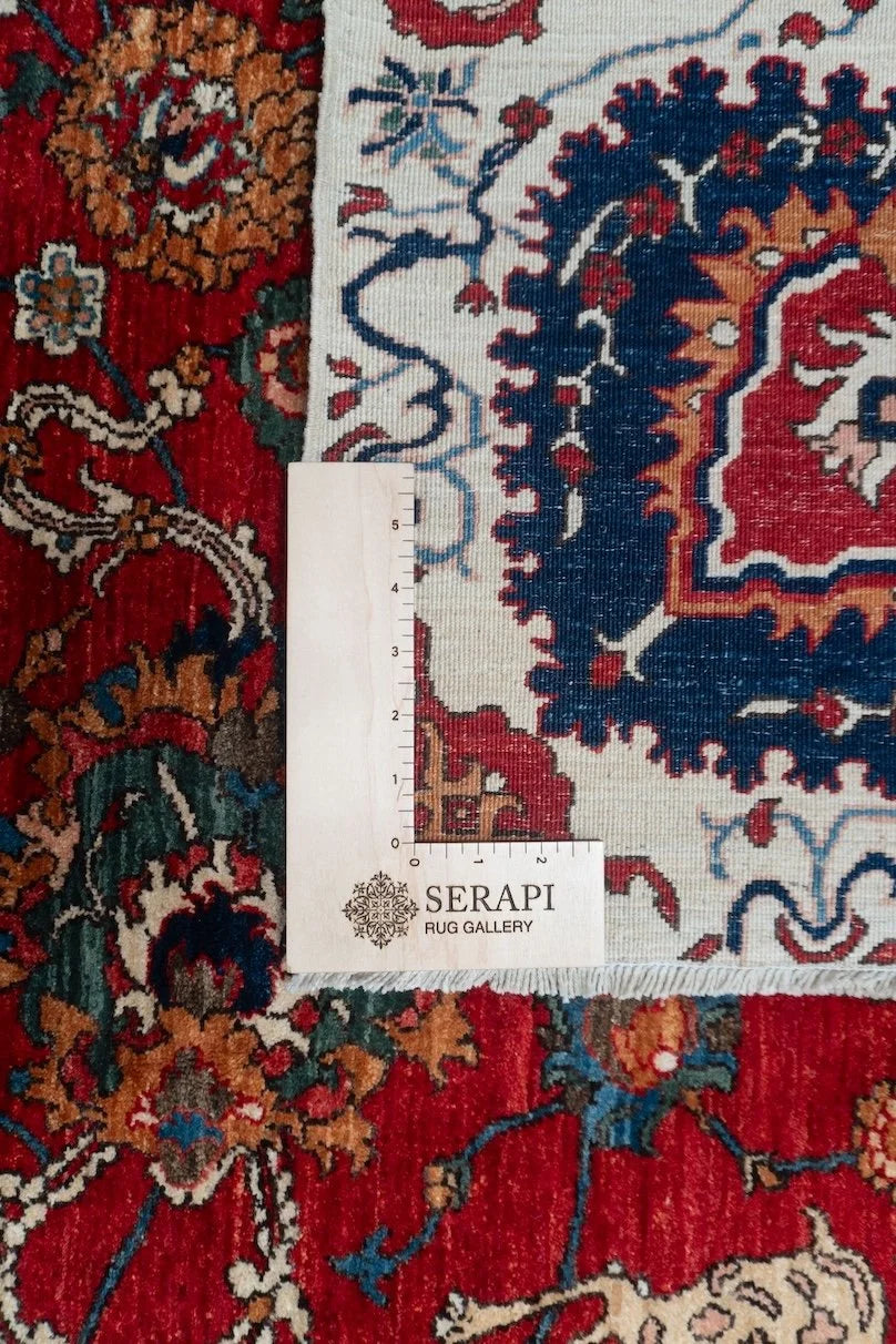 9'2"x11'5" Kashan, Classic