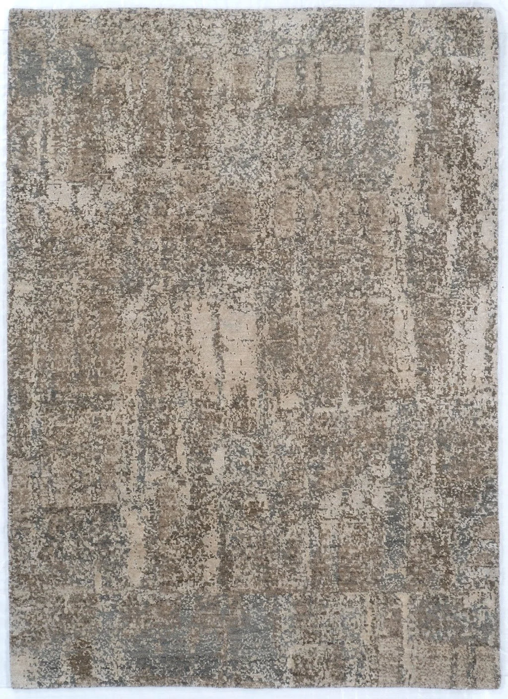4x6 Tures Indian Transitional Rug