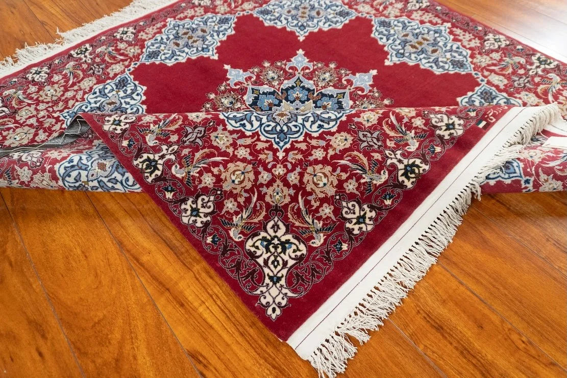 4'4"x 4'9" Isfahan, Classic