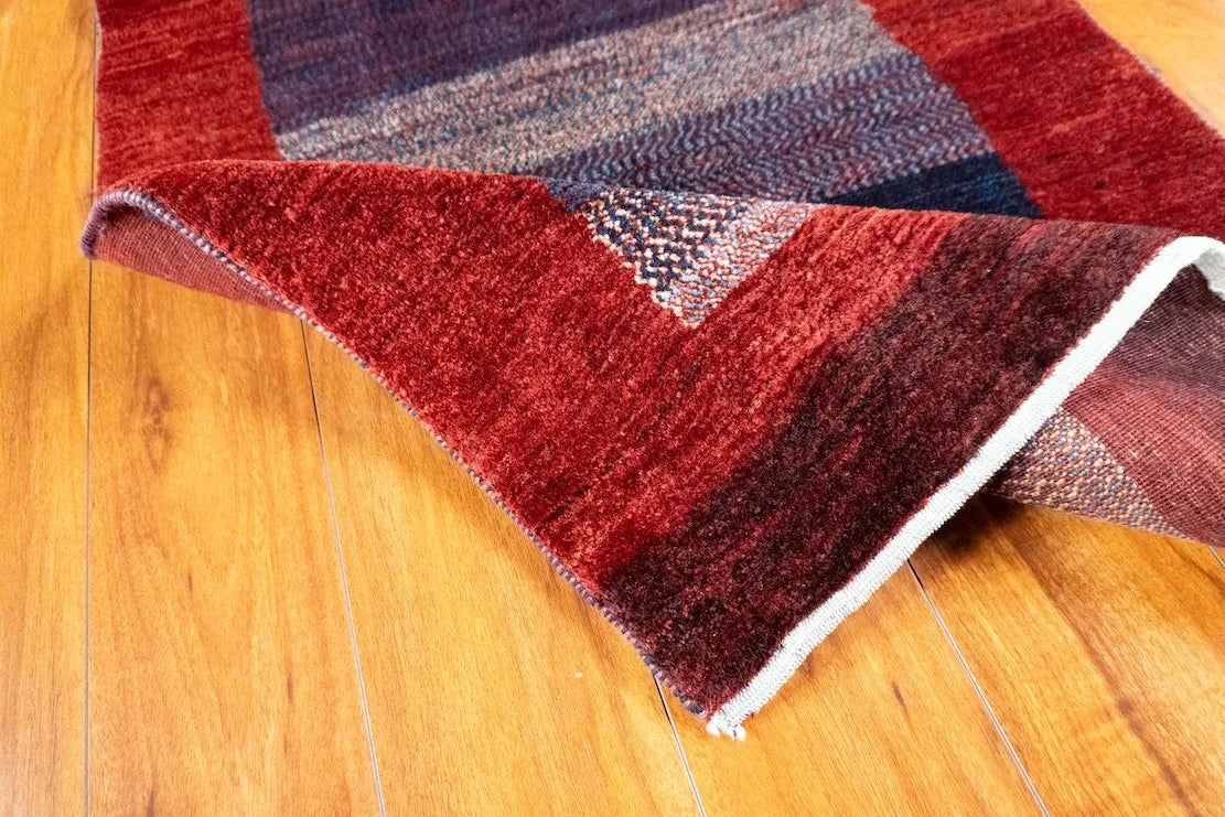 2'6"x 5'10" Gabbeh, Tribal