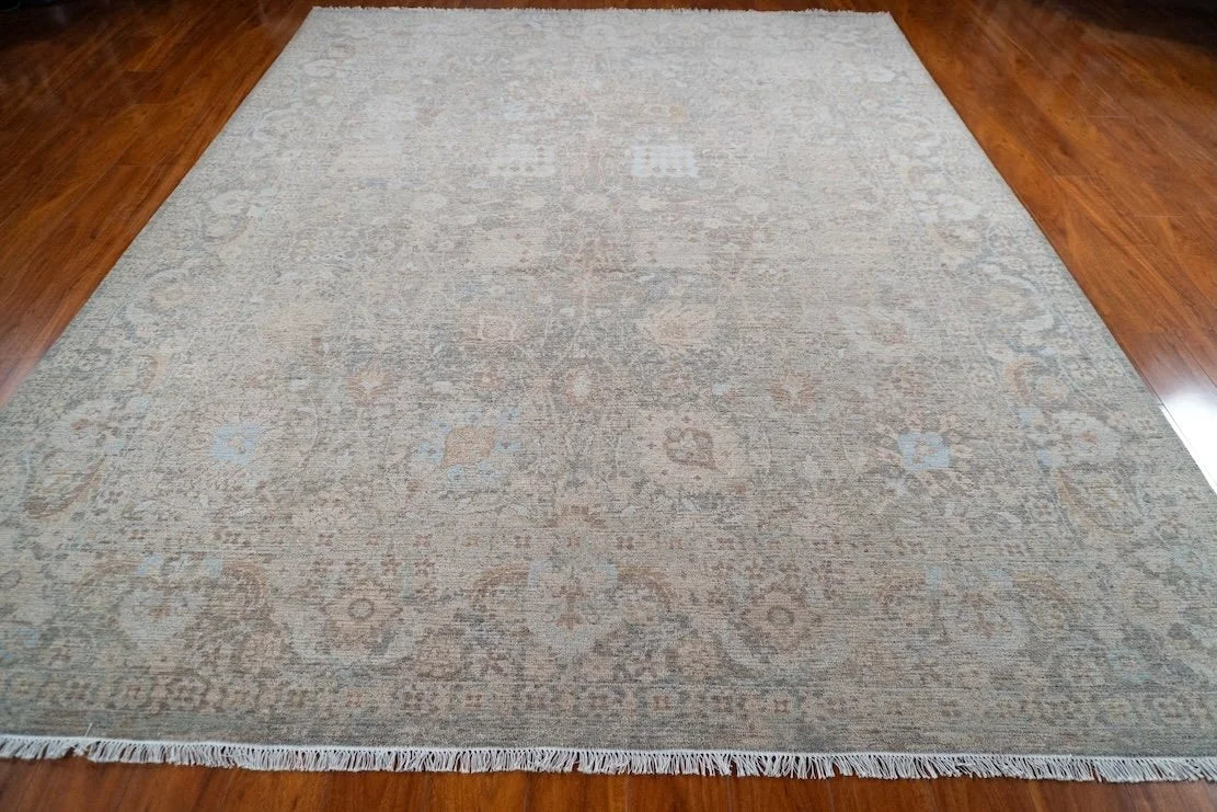 8'x10'2" Laana, Transitional