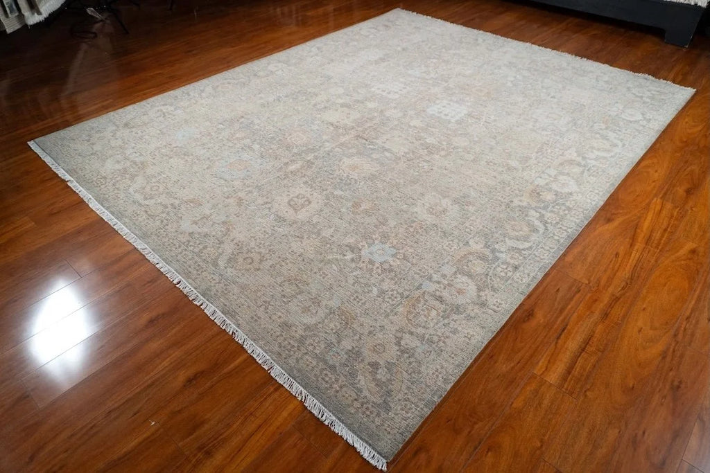 8'x10'2" Laana, Transitional