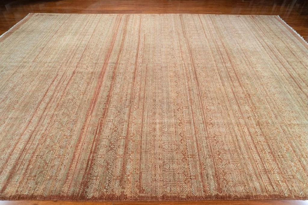 8'11"x 12'3" Kaylash, Transitional