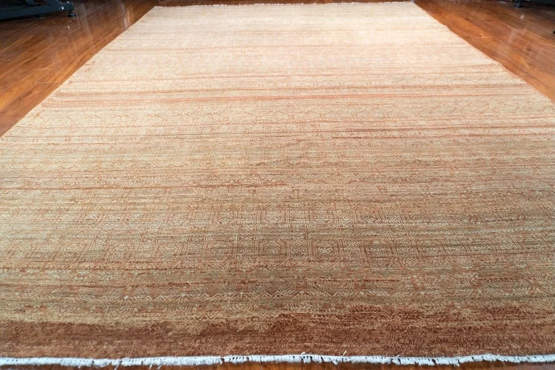 8'11"x 12'3" Kaylash, Transitional