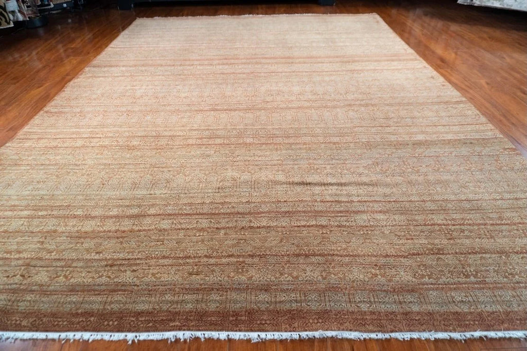 8'11"x 12'3" Kaylash, Transitional