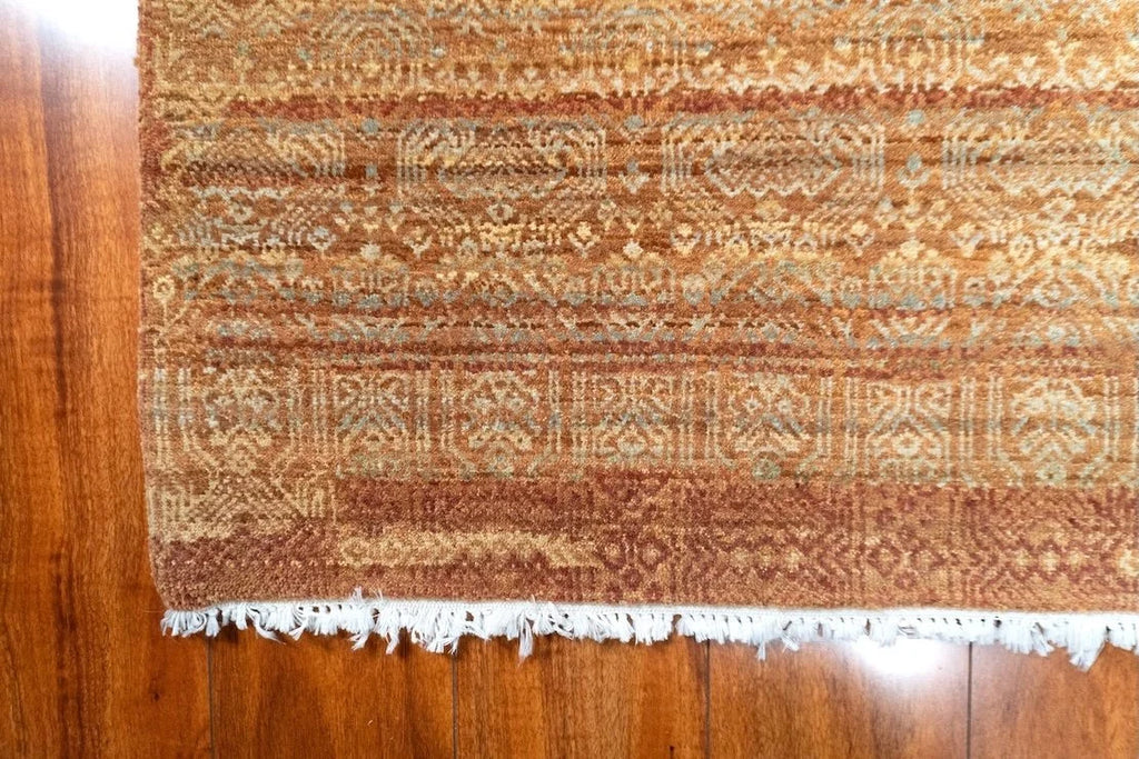 8'11"x 12'3" Kaylash, Transitional