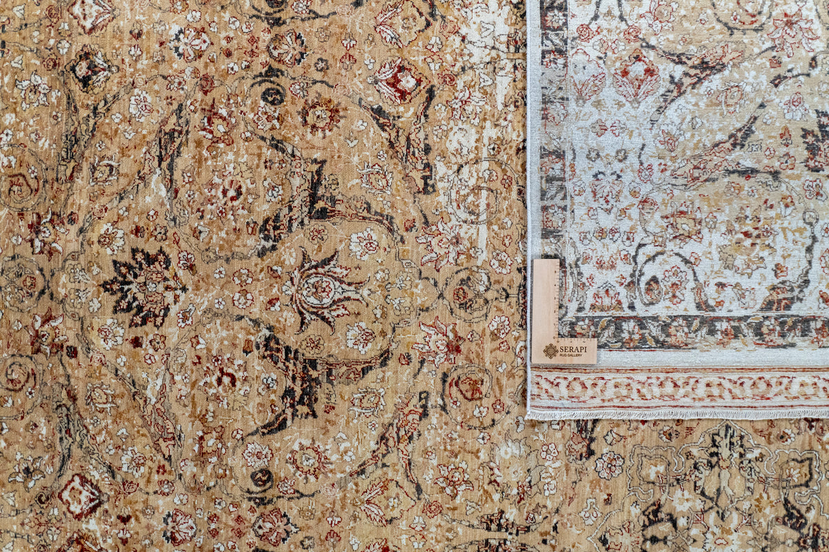 10'1" x 14'4" Denia, Transitional
