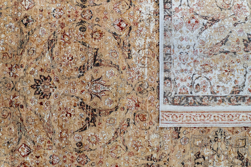 10'1" x 14'4" Denia, Transitional
