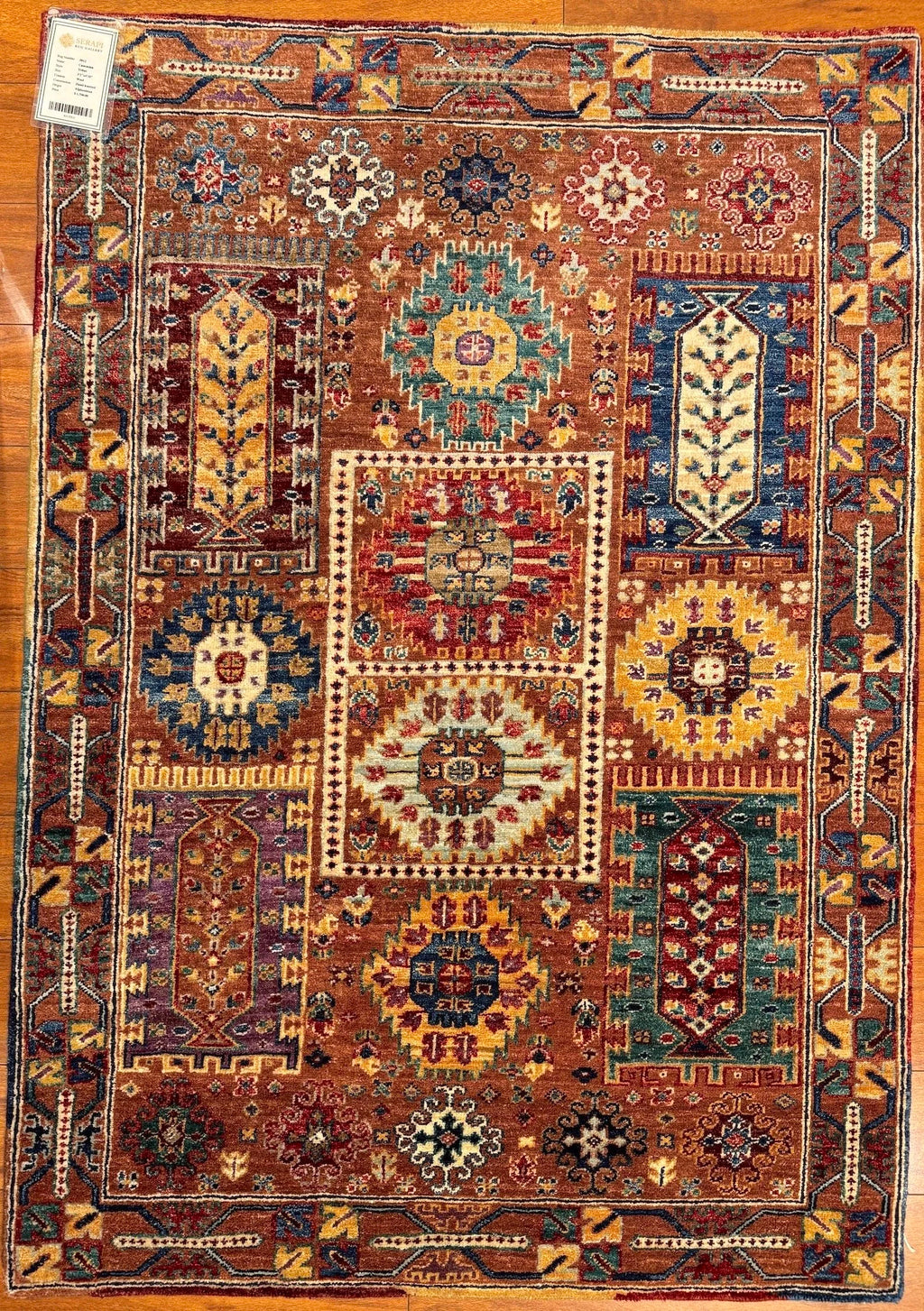 3'2"x4'10" Caucasian, Tribal