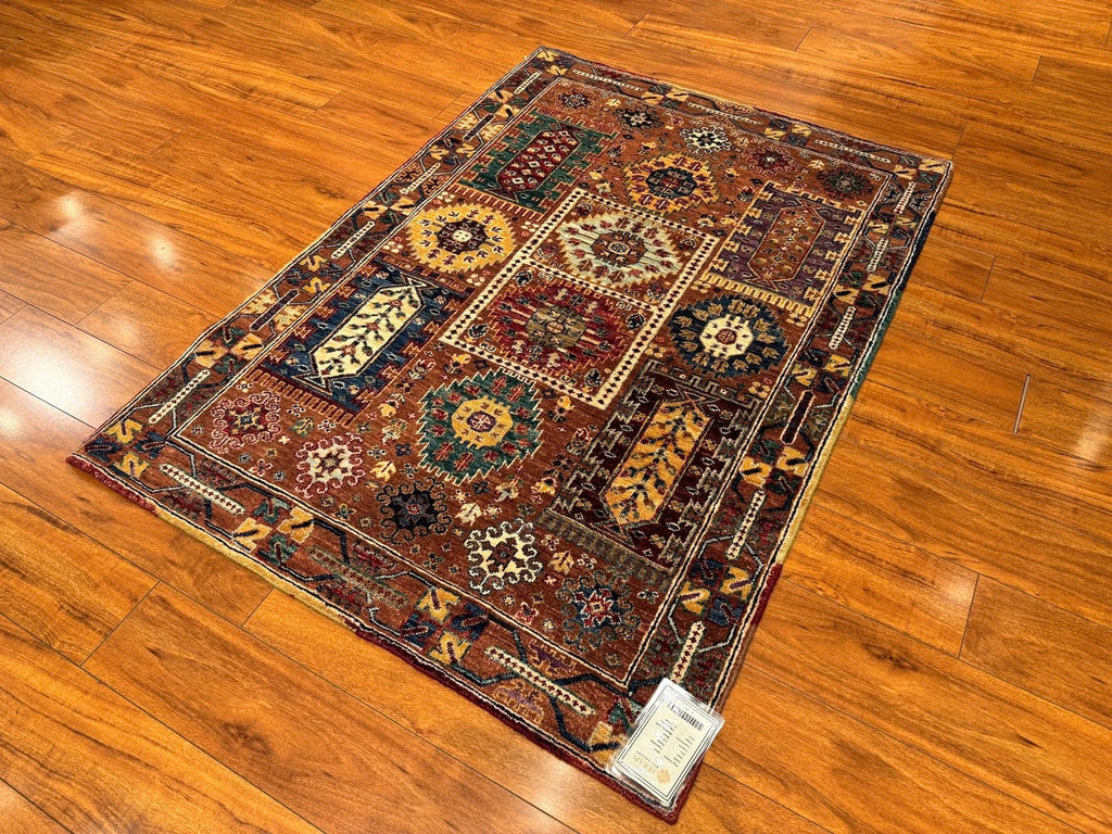 3'2"x4'10" Caucasian, Tribal
