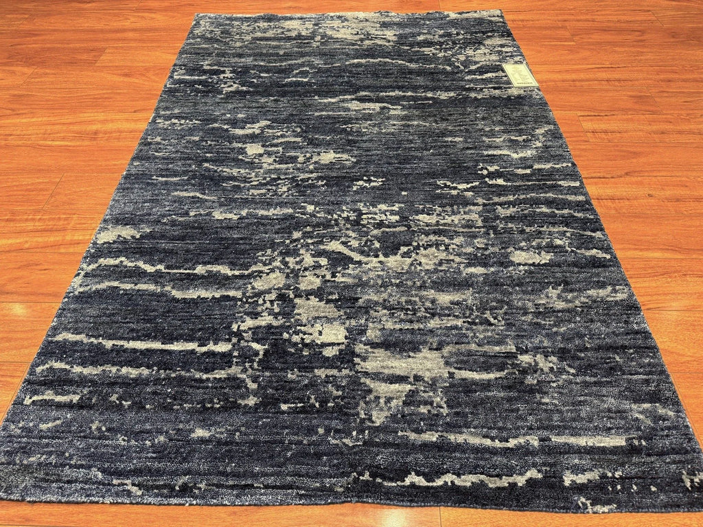 3'11"x5'10" Inspira, Transitional