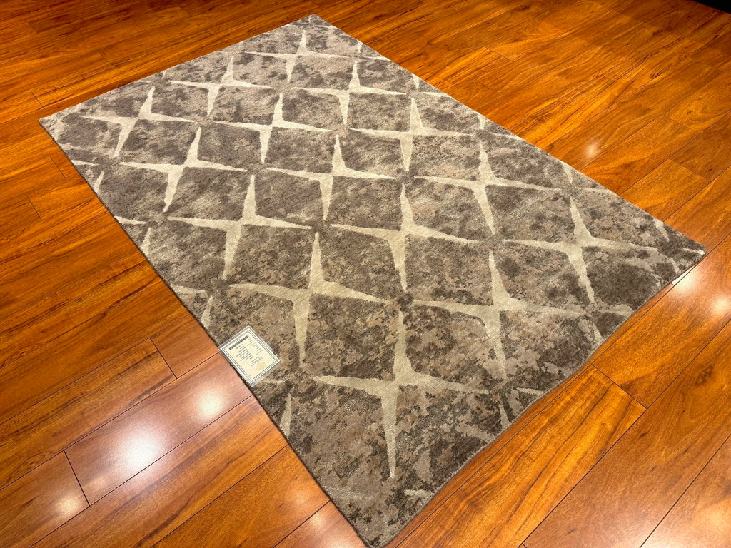 3'10"x5'10" Origins, Modern