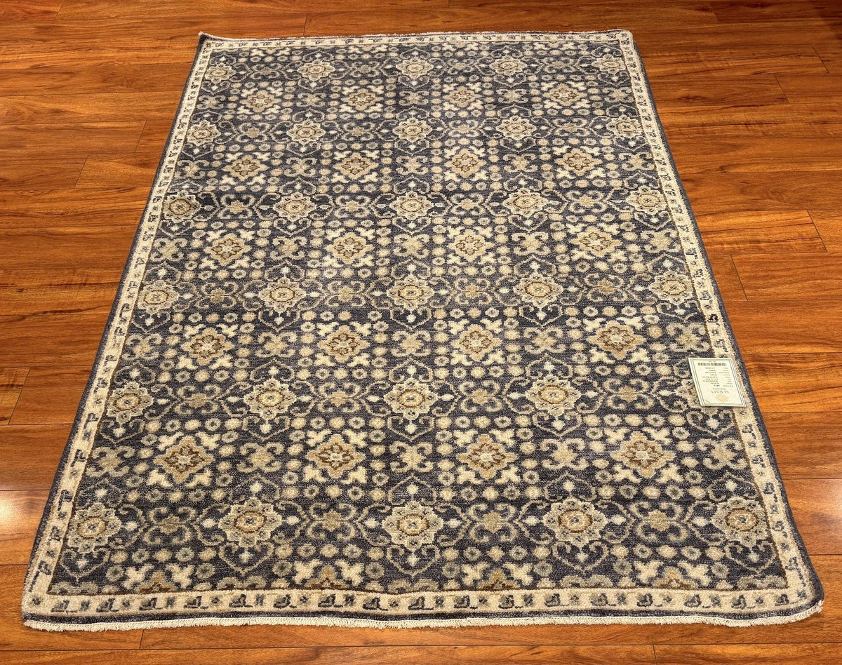 4'1"x5'10" Flavia, Transitional