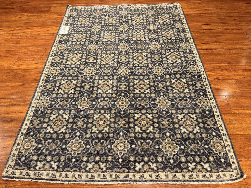 4'1"x5'10" Flavia, Transitional