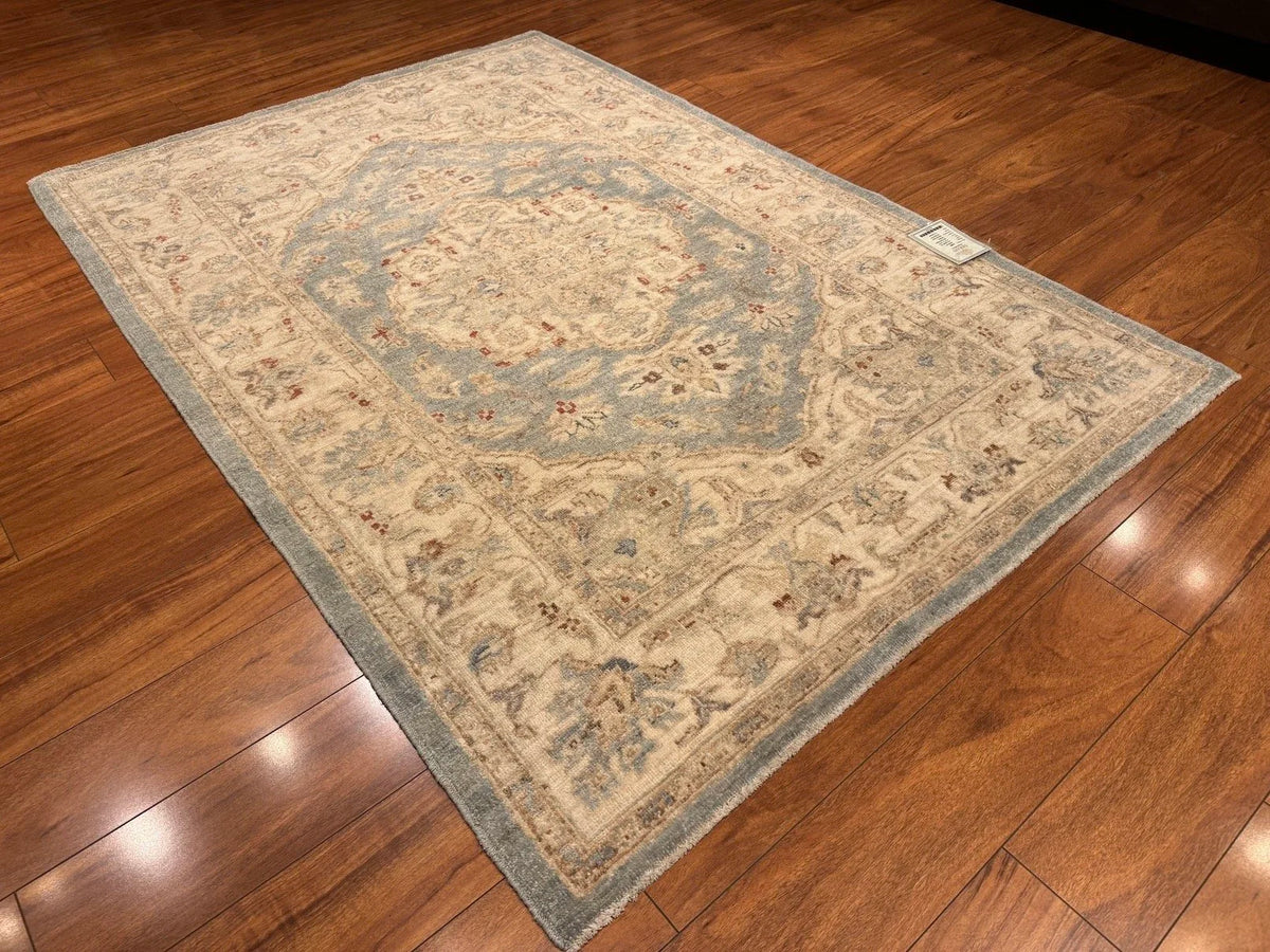 4'2"x6' Serapi, Classic