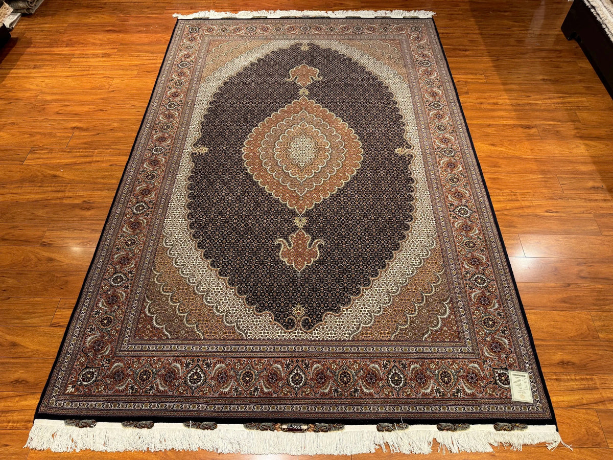 6'8"x10'1" Tabriz, Classic